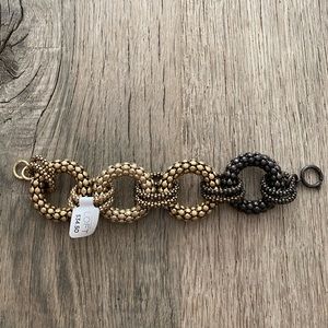 Link multi-colored bracelet